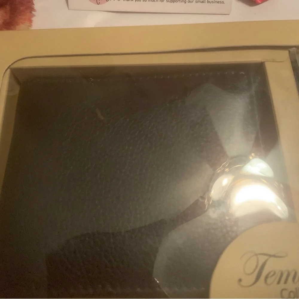 Tems Black Men's Wallet New in original package NWT In Box
